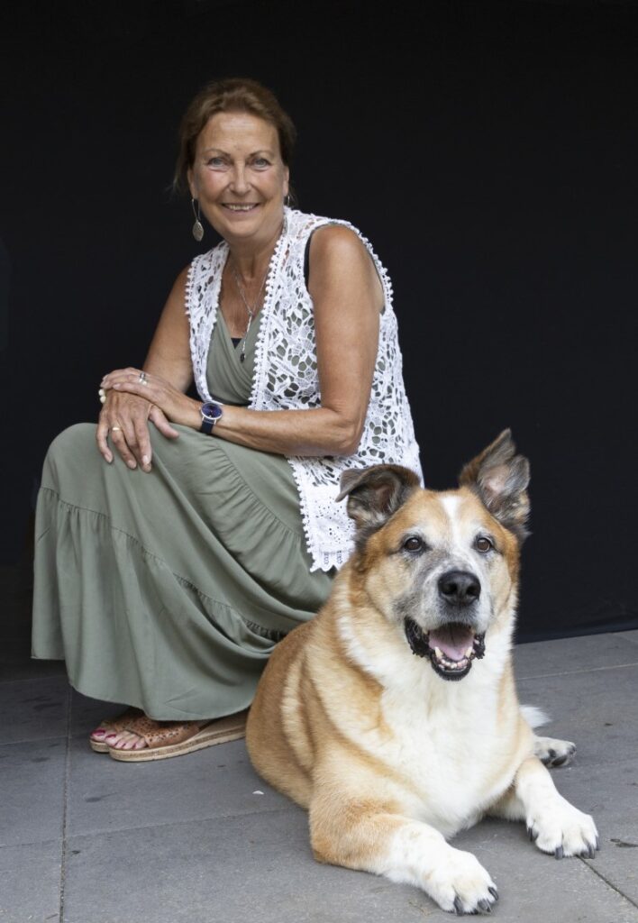 2024 05 15 Persbericht Foto Jantina met hond Midas